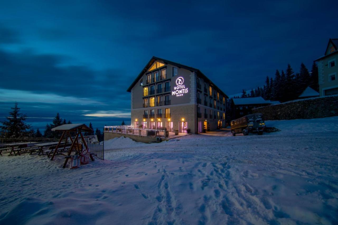 Montis Hotel & Spa Мунтеле Мук Екстериор снимка